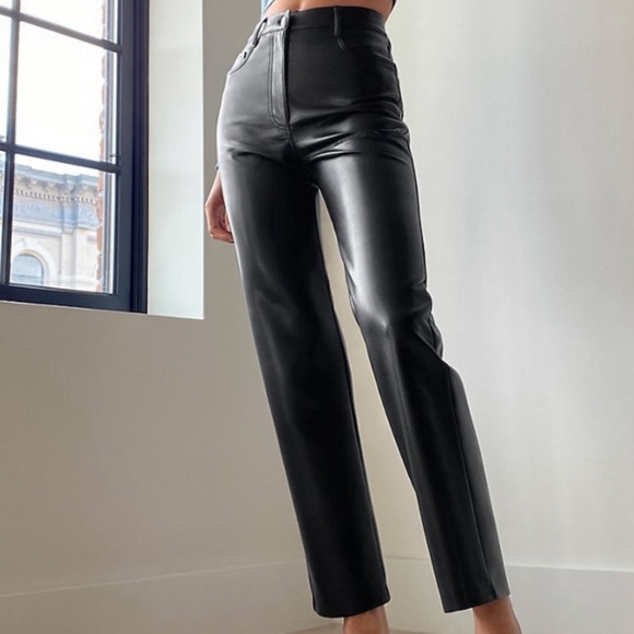 Aritzia Pants - Aritzia Wilfred High-Waisted Vegan Leather Melina Pant - Size 6